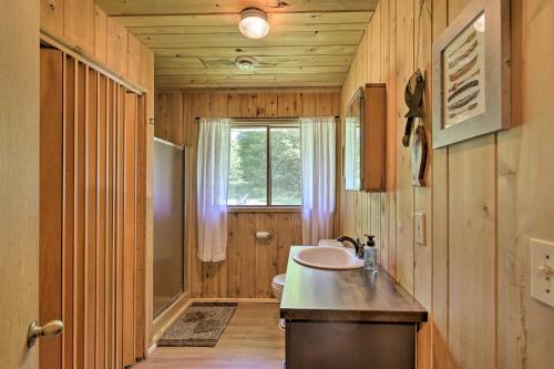 Gallery image of Cozy Florence Cabin, Proximity to Keyes Peak! in Florence