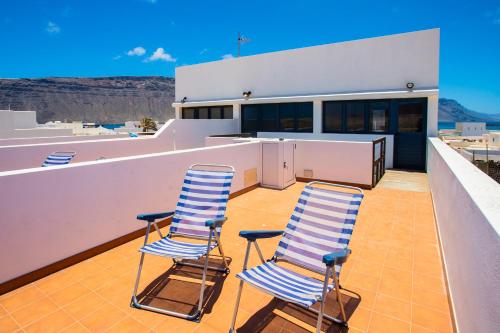 Μπαλκόνι ή βεράντα στο Eslanzarote El Ancla House, wifi, Sea views