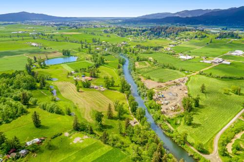 Trask River Ranch – Photos 3