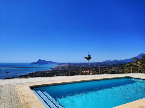 Seaview 6br villa with private pool