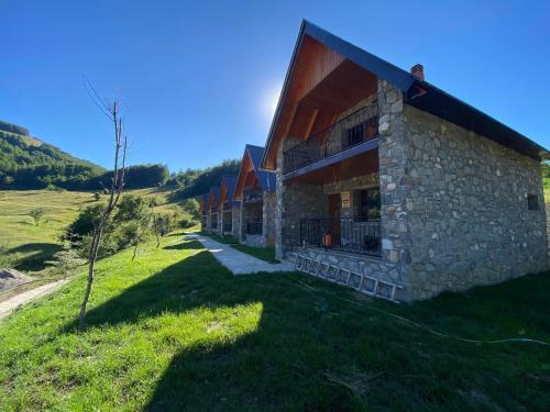 Fotografie z fotogalerie ubytování Vila Alpini Lepushe v destinaci Lëpushë
