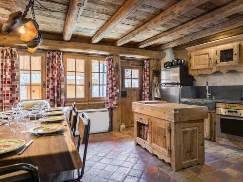 Chalet authentique avec jacuzzi, sauna et parking pour 12 personnes