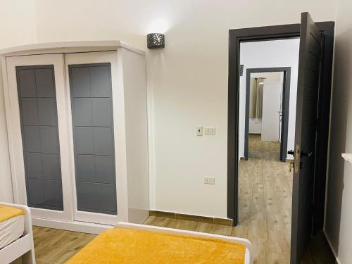 Una cama o camas en una habitación de Elite Residence Dahab