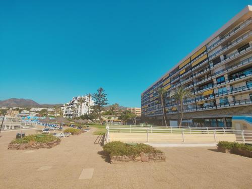 Santa-Clara-Blue Horizon Front Line Apartment BY NAMASTE ELITE
