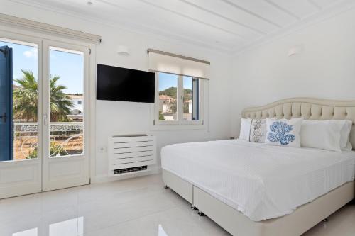 Gallery image of VILLA.IA in Spetses