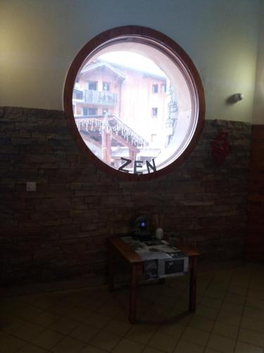 Imagine din galeria proprietății Chaleureux appartement au cœur des Orres 1800, ménage compris în Les Orres