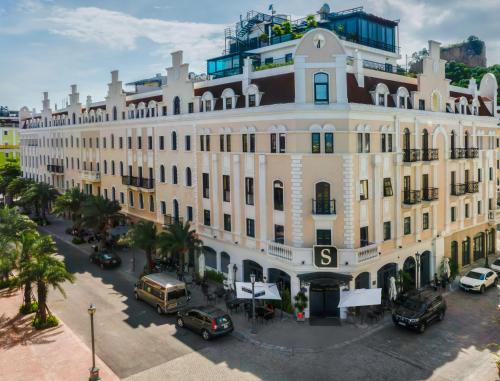Budova, kde se hotel nachází
