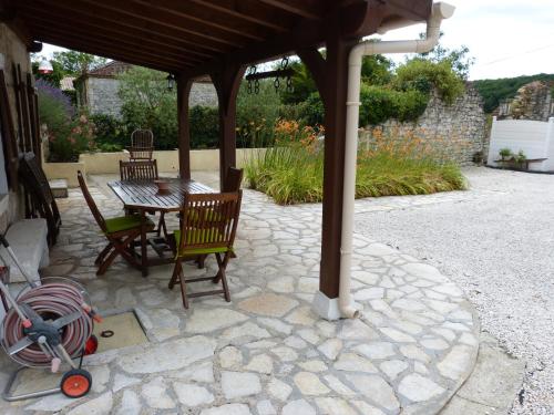 Photo de la galerie de l'établissement d'Est en Ouest, à Montcuq