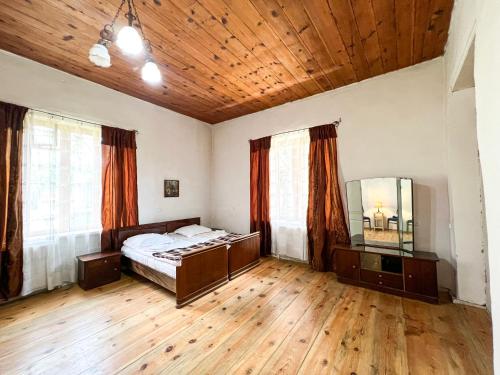 Postel nebo postele na pokoji v ubytování Guest House Svan-Ski