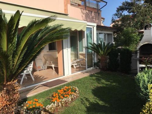Fotografie z fotogalerie ubytování Exclusive Apartment Croatia Sun and Sea View - Garden and Free Parking - Zrce v Novalji