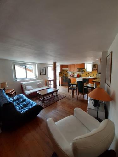 Foto dalla galleria di La Belle Epoque - au coeur de la Cité médiévale a Briançon