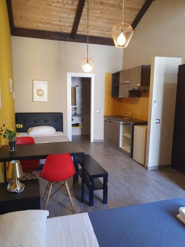 EmyJo Central B&B