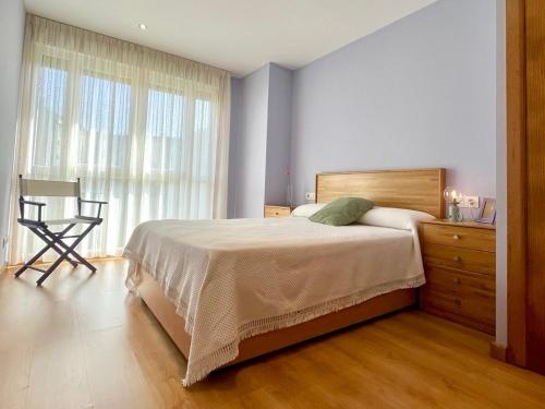 Photo de la galerie de l'établissement Apartamento Arao Malpica con vistas al mar, à Malpica