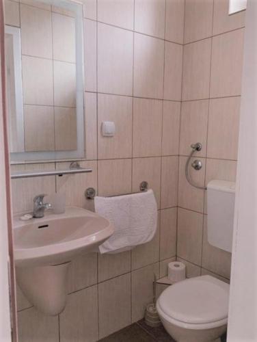 Un baño de Atrijum apartmani Apatin