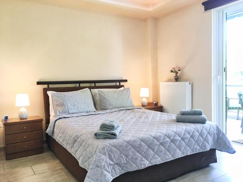 A7 Beauty Vouliagmeni Apt in a unique Spot