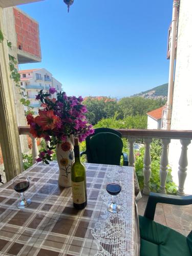 Gallery image of Sunny Villa Apartments in Budva