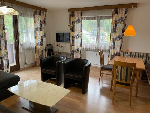 Captains Sunny Apartment at Sigl with SUMMERCARD