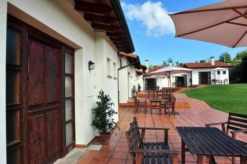 Gallery image of Apartamento familiar cercano a playa de Rodiles 6 in Villaviciosa