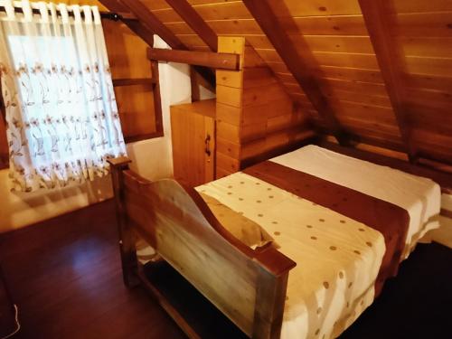 Una cama o camas en una habitación de Kaba Saradiel