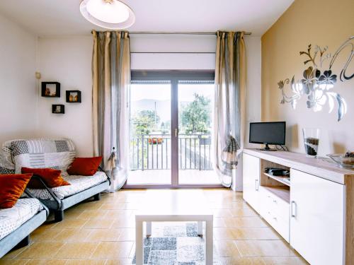 Μια τηλεόραση ή/και κέντρο ψυχαγωγίας στο Apartment Deval-1 by Interhome
