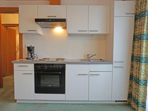Köök või kööginurk majutusasutuses Apartment Falkner-7 by Interhome