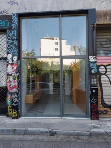 Central urban studio B