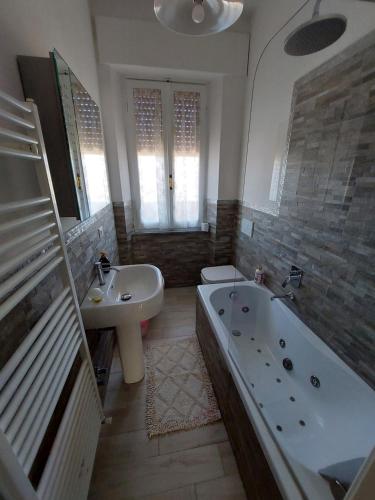 Kúpeľňa v ubytovaní appartamento la crocetta