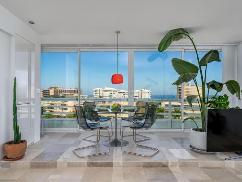 Apartment Eurosol-4 by Interhome