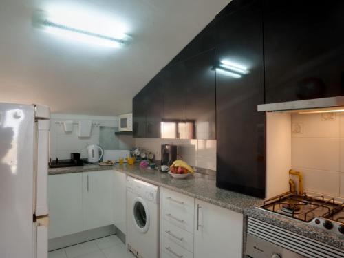 Apartment Apartment Embaixador by Interhome