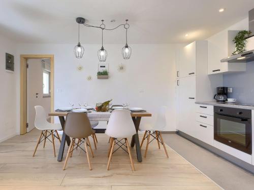 Holiday Home Laura by Interhome