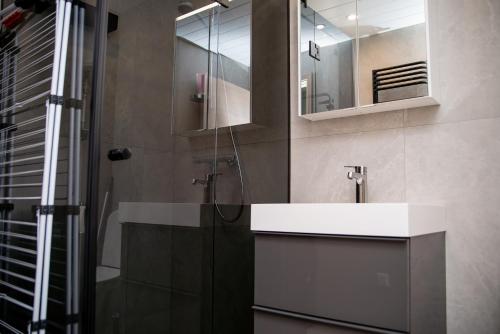 Bilik mandi di TULBI STUDIO