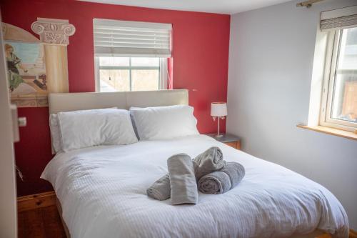 Postel nebo postele na pokoji v ubytování Eala Lodge
