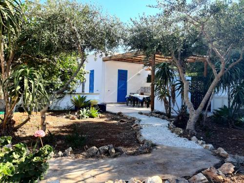 A garden outside Villa Debora Favignana (TP)