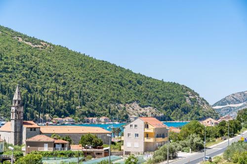 Φωτογραφία από το άλμπουμ του Apartment House of Artichoke with amazing sea view, Dubrovnik σε Mokošica