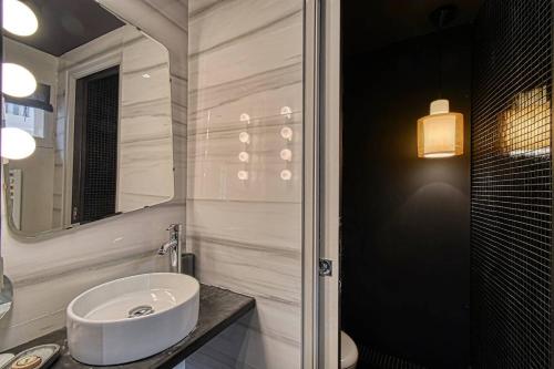 C074-Cannes Studio - Cannes Forville