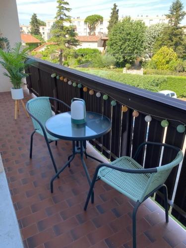 Fotografia z galérie ubytovania 3 chambres, bien placé, calme et spacieux avec balcon et parking v Avignone