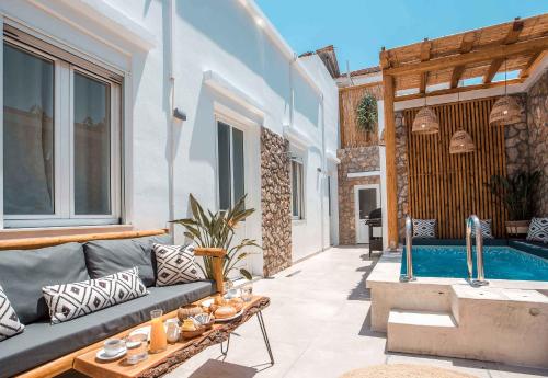 Demar luxury villa
