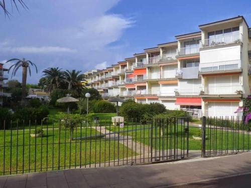 Plage, Cambrils. Locamar Apt Polux