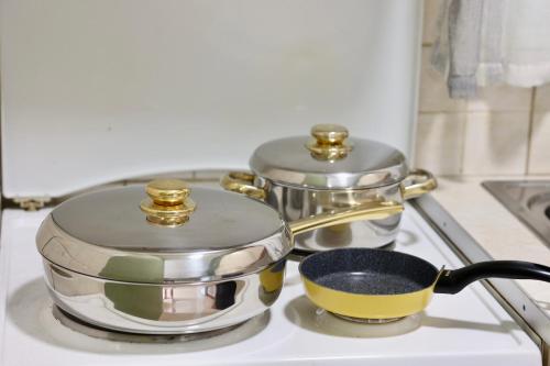 Photo de la galerie de l'établissement Μικρό διαμέρισμα της Αγγελικής με αυλή και parking, à Kalamata