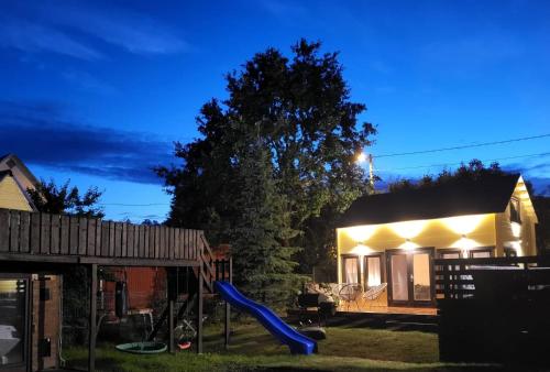 Photo de la galerie de l'établissement Tiny house near Viljandi lake, à Viljandi