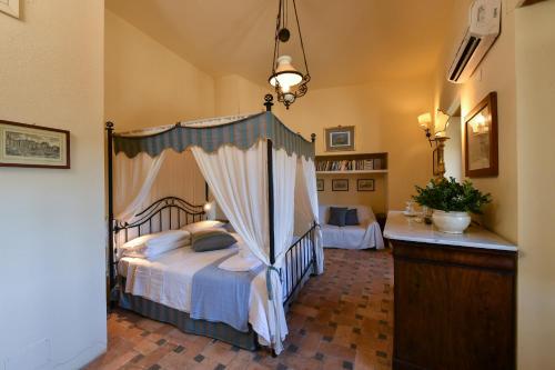 Castello Costaguti – Photos 4