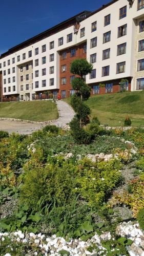 Ein Garten an der Unterkunft Studio apartman p13