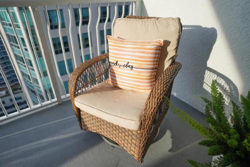 4 bed full condo in Miami with skyline & sea view photo 58