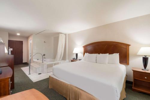 Ένα ή περισσότερα κρεβάτια σε δωμάτιο στο Best Western Manassas
