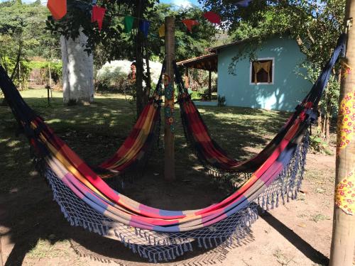 Taman di luar Chalé Raio De Sol