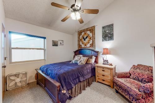 A bed or beds in a room at Pines 4039