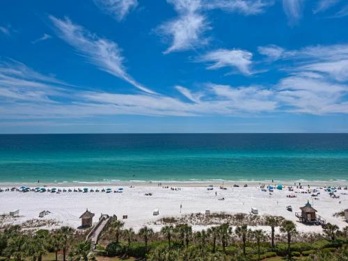 Landskap semula jadi dekat dengan apartmen