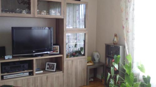 TV a/nebo společenská místnost v ubytování Chez Colombine