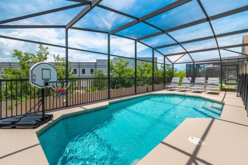Lovely Villa Home Pool + Disney Adventure photo 5