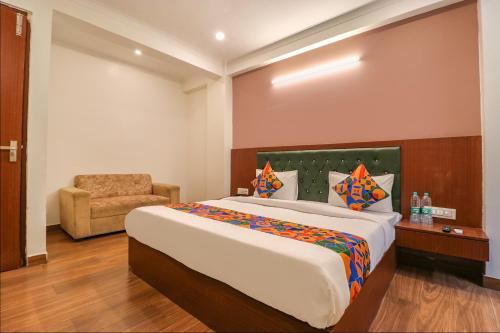 Katil atau katil-katil dalam bilik di FabHotel Lime Tree Near Yashobhoomi Convention Centre